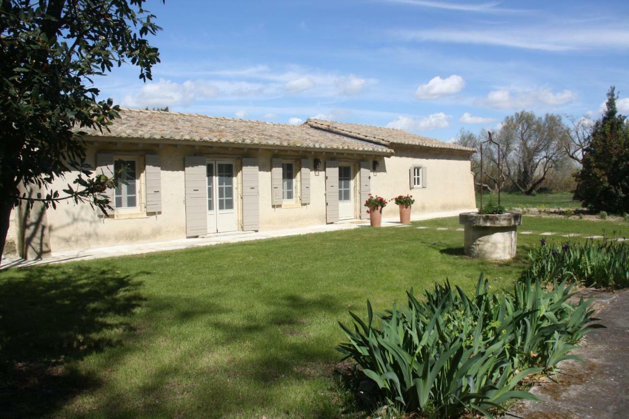 Le Cafe & La Forge Du Petit Badon Villa Salin-de-Giraud Exterior foto